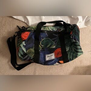 Herschel Supply Co. Sutton Mid-Volume Duffel